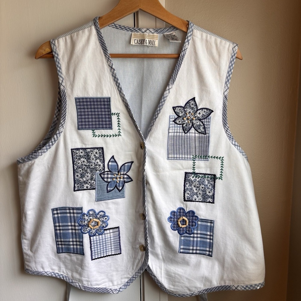 Casey & Max Patchwork Floral Embroidered Button Vest L‎ RM40953